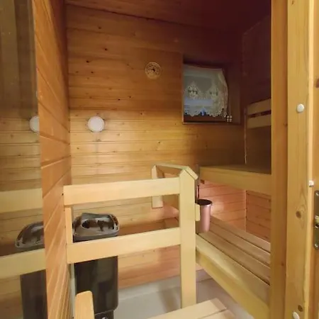 Saunallinen Yksio Keskustassa *